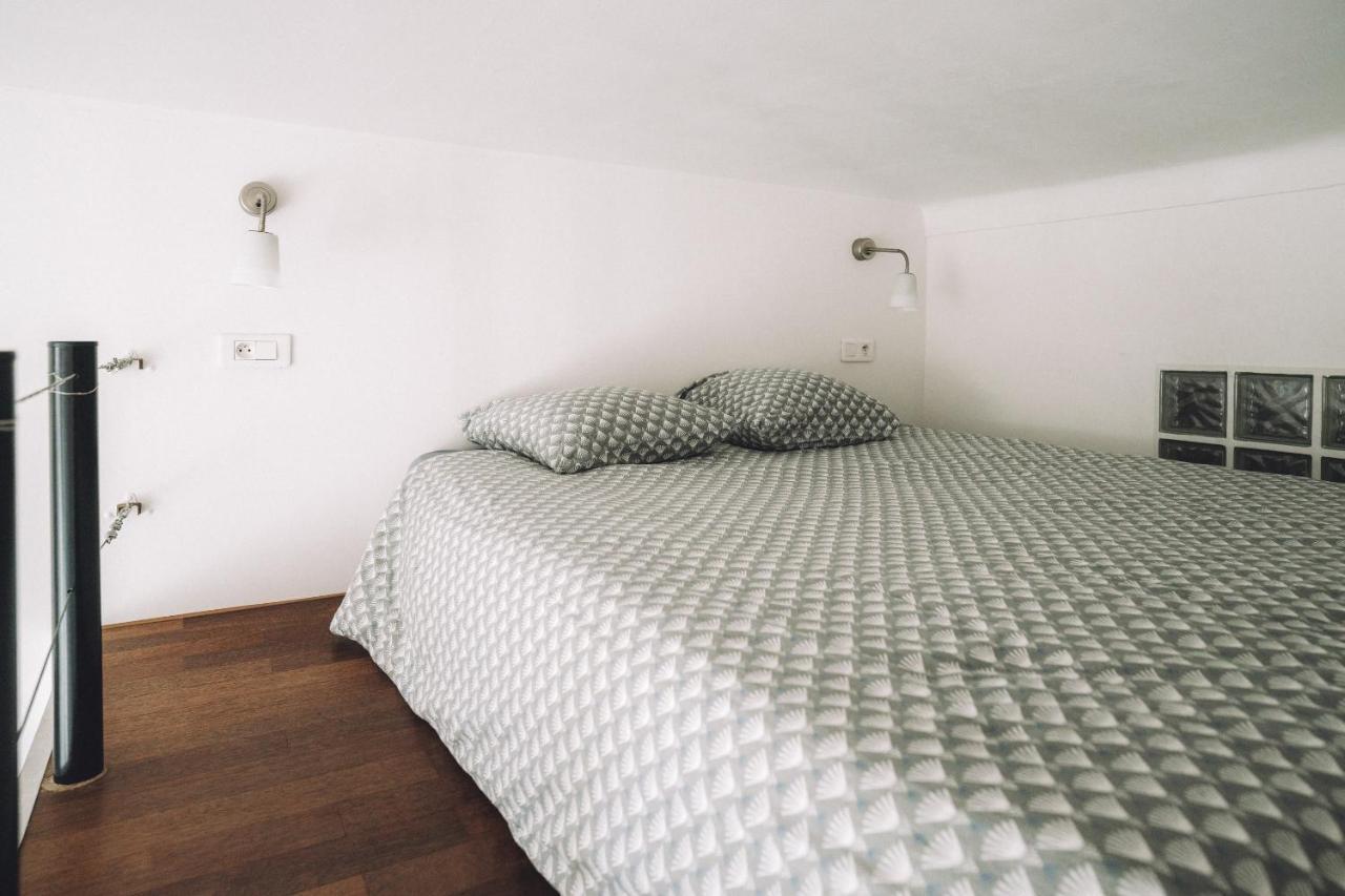 Cannes Centre Ville- Bel Appartement Studio + Mezzanine Exterior photo